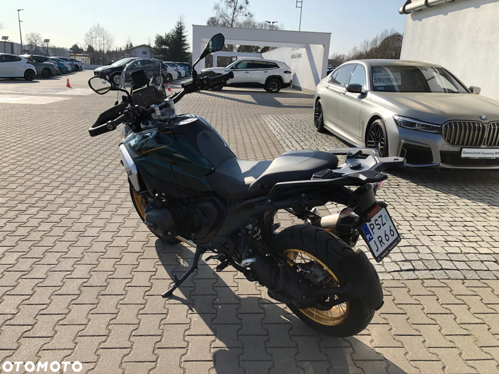 BMW R - 7