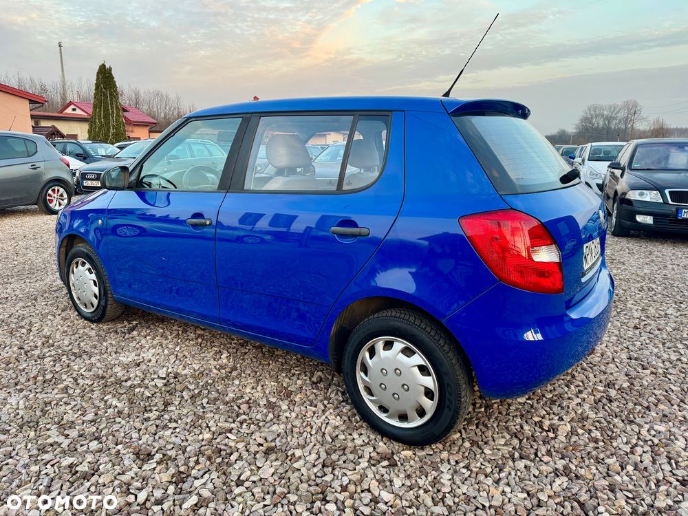 Skoda Fabia - 8