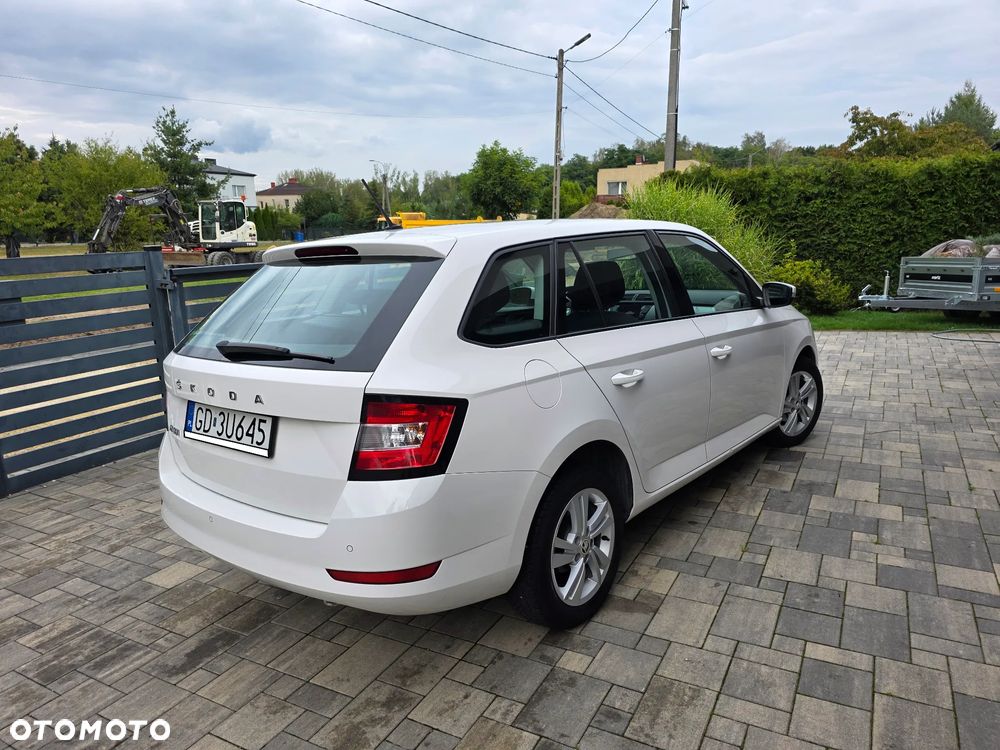Skoda Fabia 1.0 TSI Ambition - 4