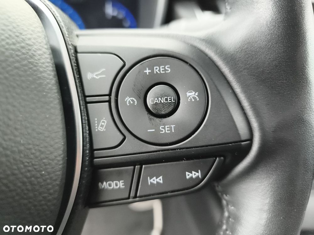 Toyota Corolla 1.8 Hybrid Executive - 24