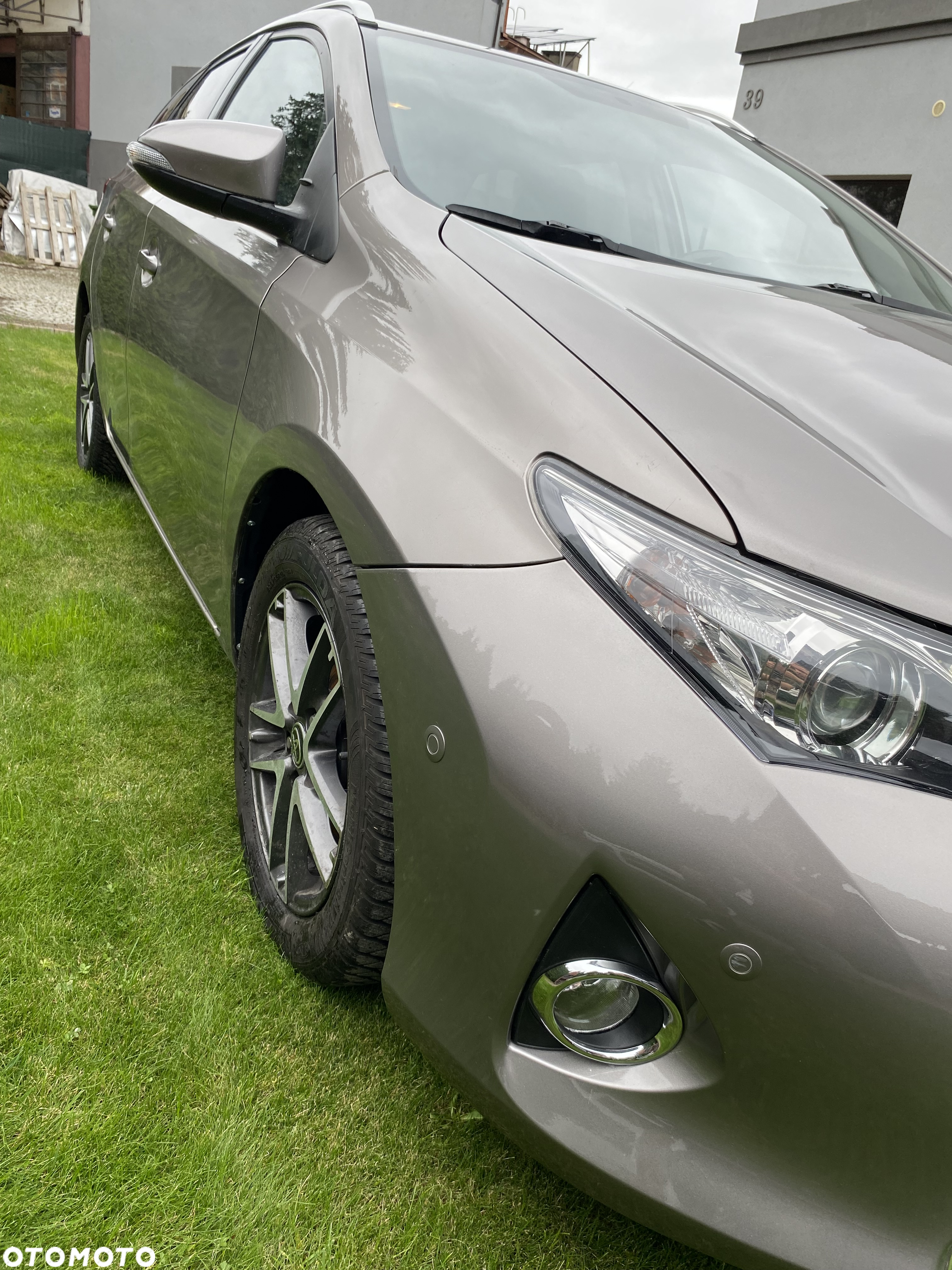 Toyota Auris 1.4 D-4D - 2