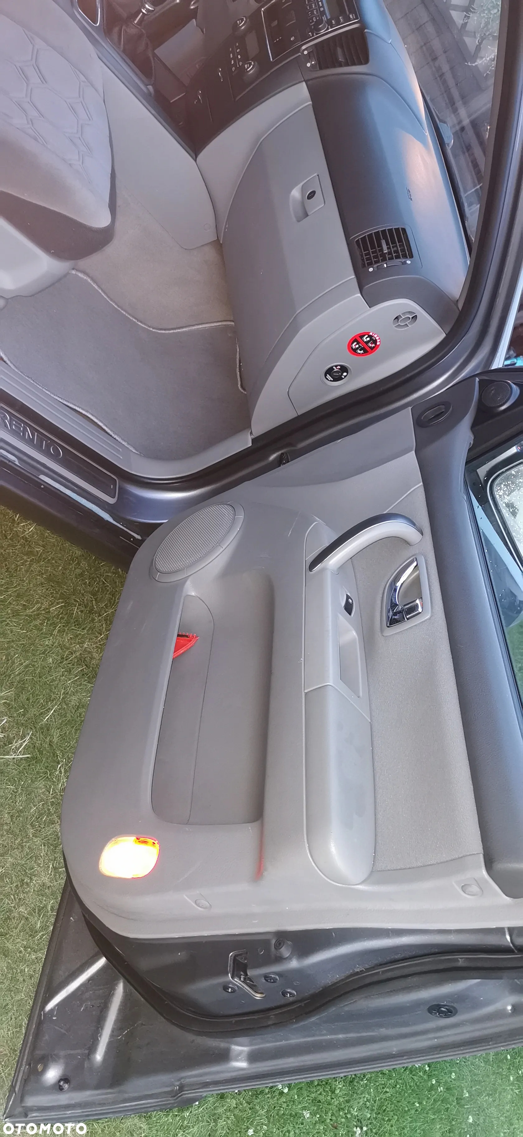 Kia Sorento 2.5 CRDi Escape + - 29