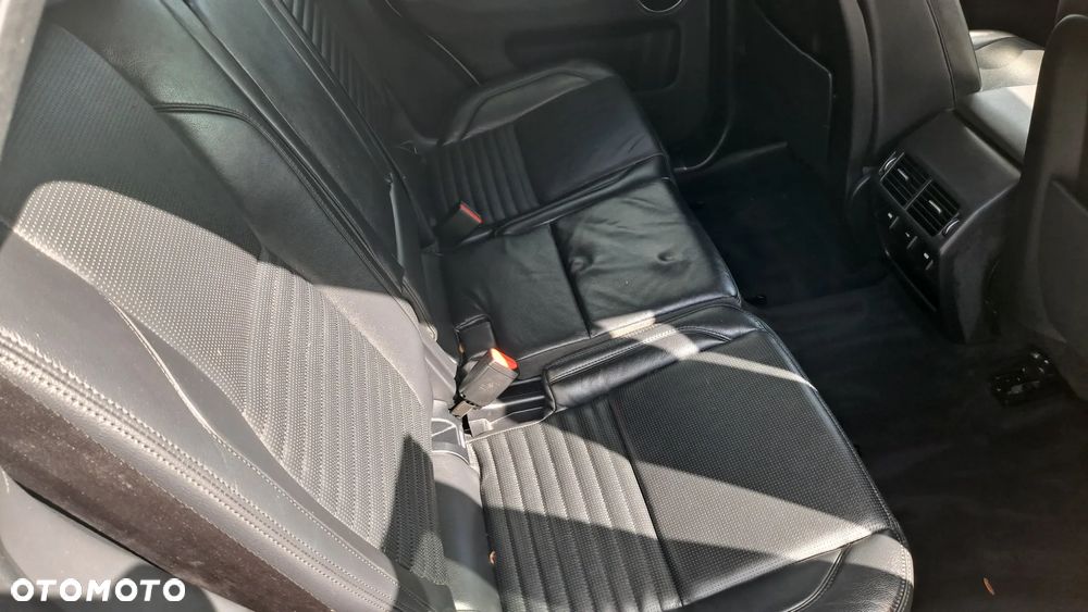 Land Rover Discovery Sport P250 Urban Edition - 15