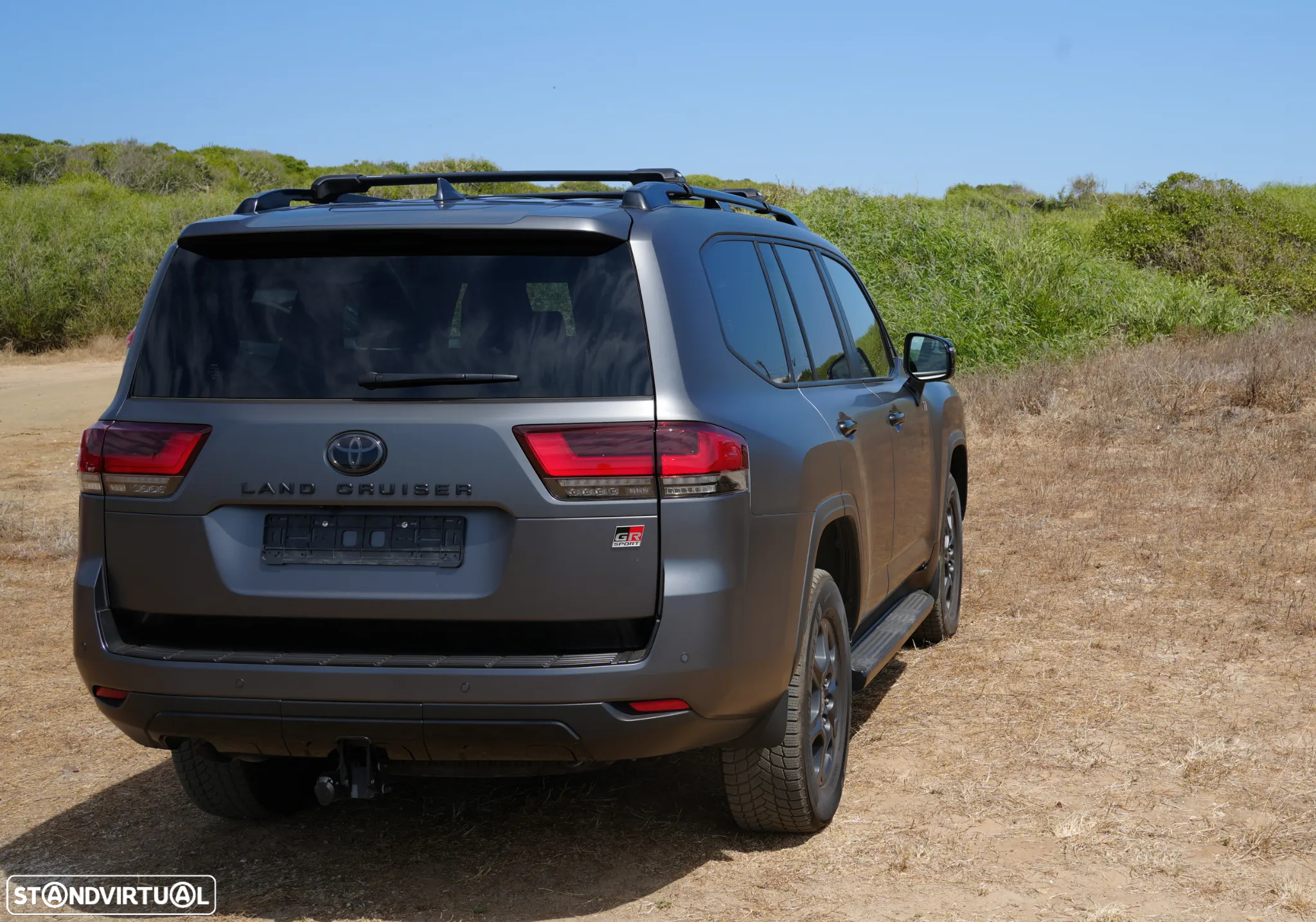 Toyota Land Cruiser - 12