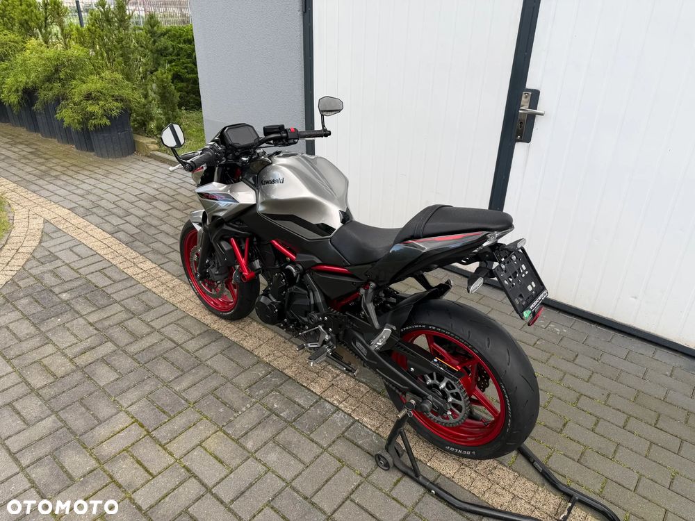 Kawasaki Z 650 - 14