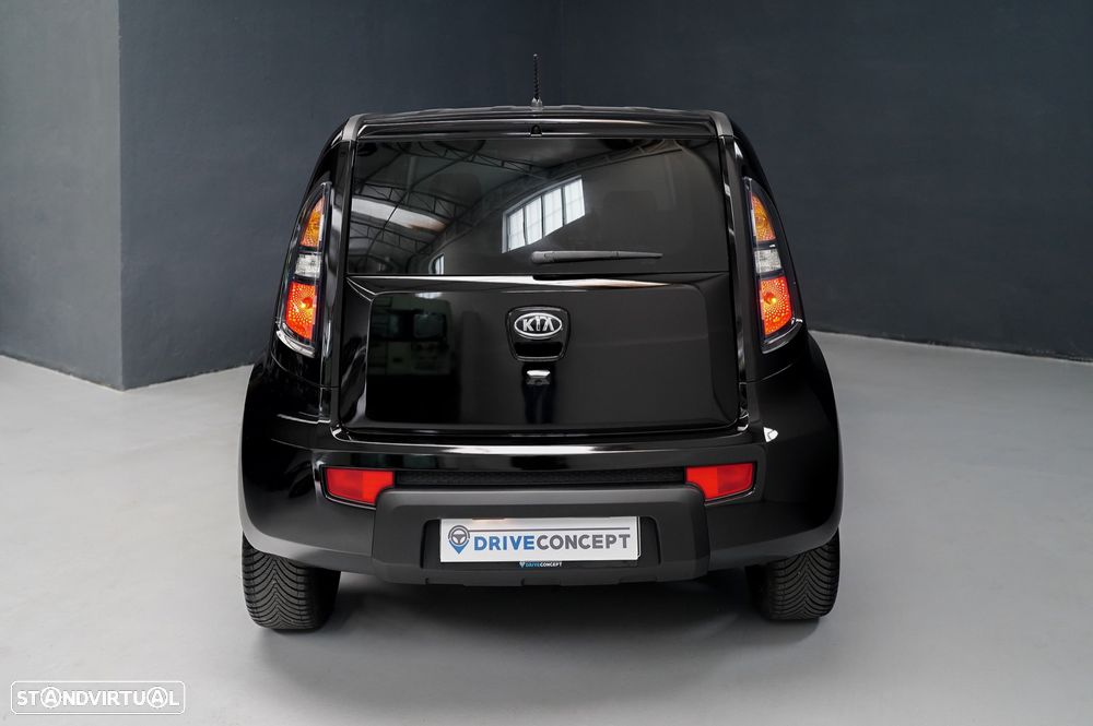 Kia Soul 1.6 CRDi TX - 15