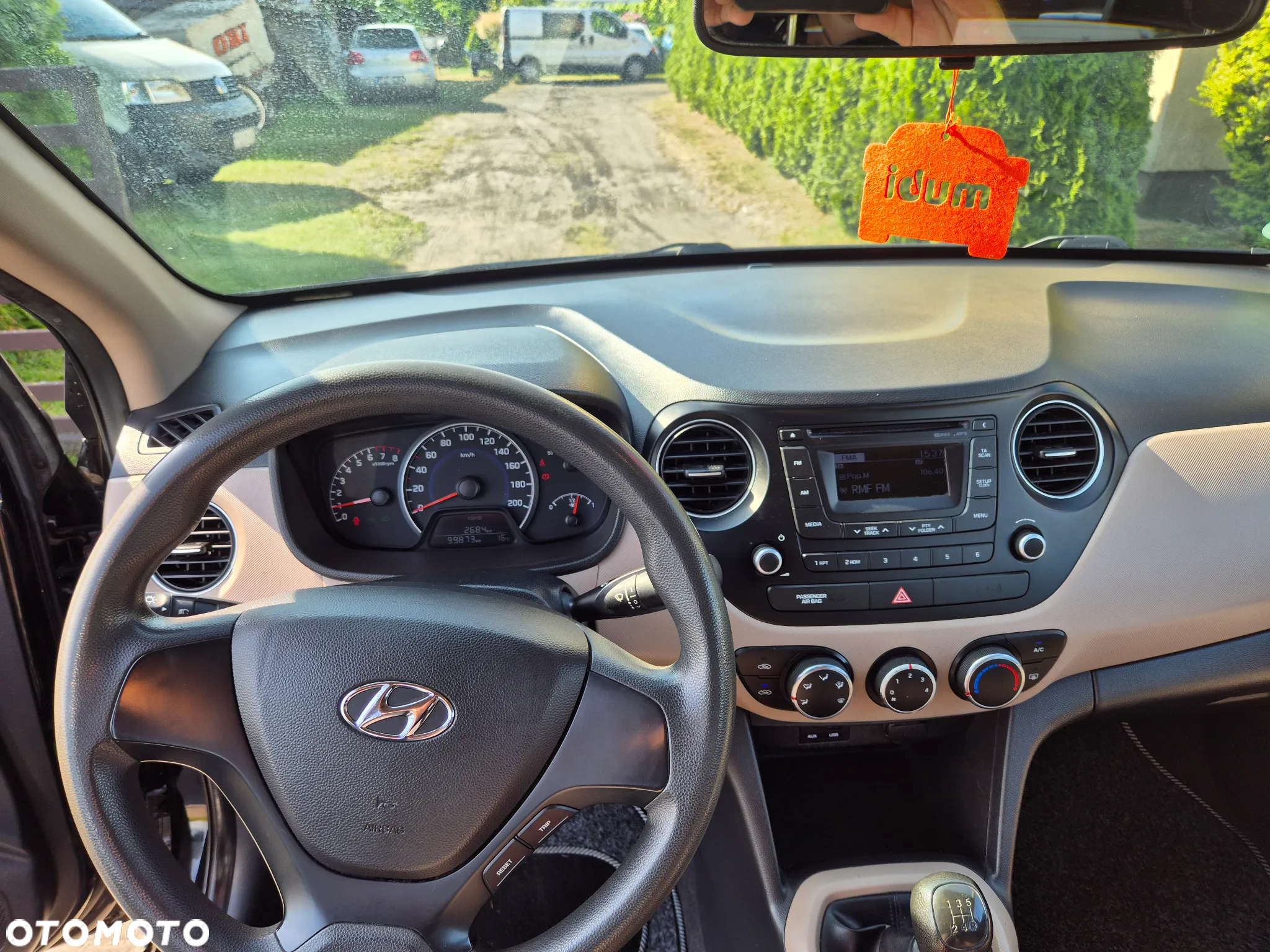 Hyundai i10 1.0 - 13
