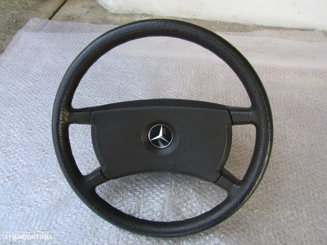 Volante Mercedes 190 d (ver descrição) - 3