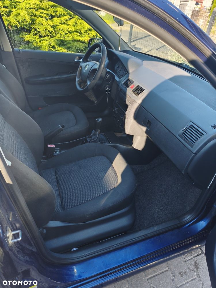 Skoda Fabia - 3