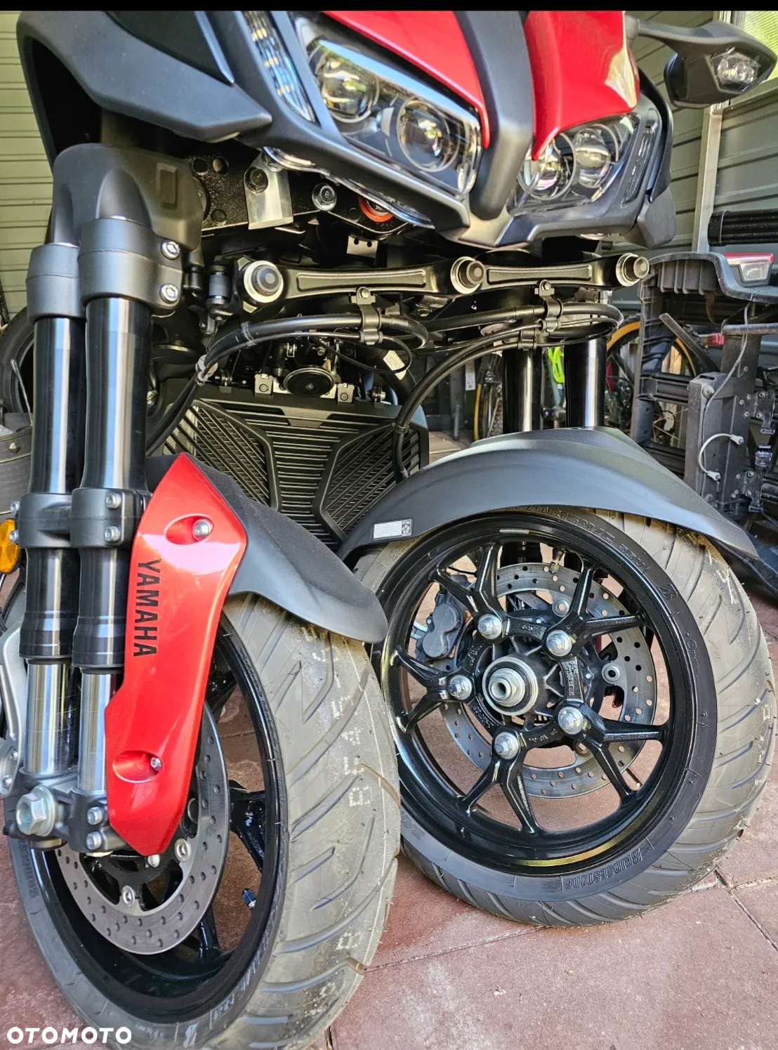 Yamaha NIKEN - 5