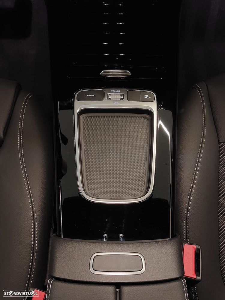 Mercedes-Benz A 200 Standard - 12