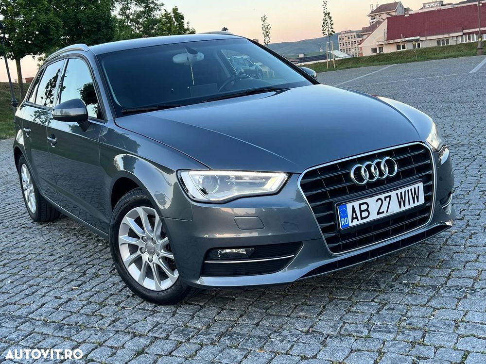 Audi A3 Sportback 1.6 TDI ultra Attraction - 2