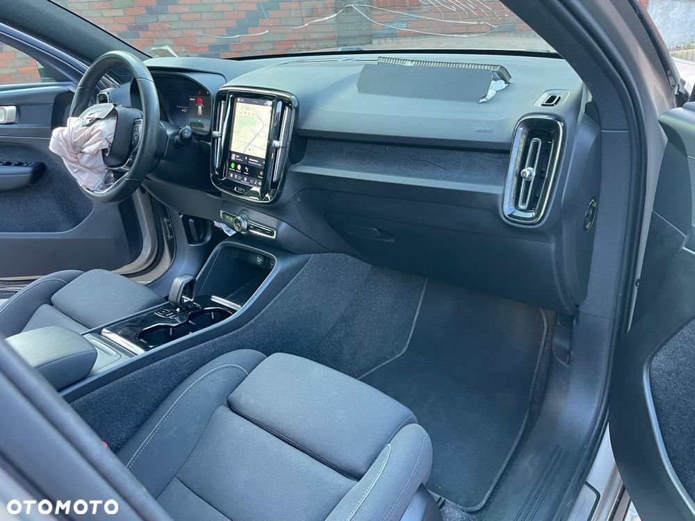 Volvo XC 40 - 12