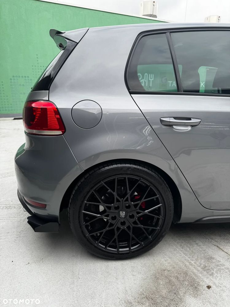 Volkswagen Golf VI 2.0 TSI GTI - 4