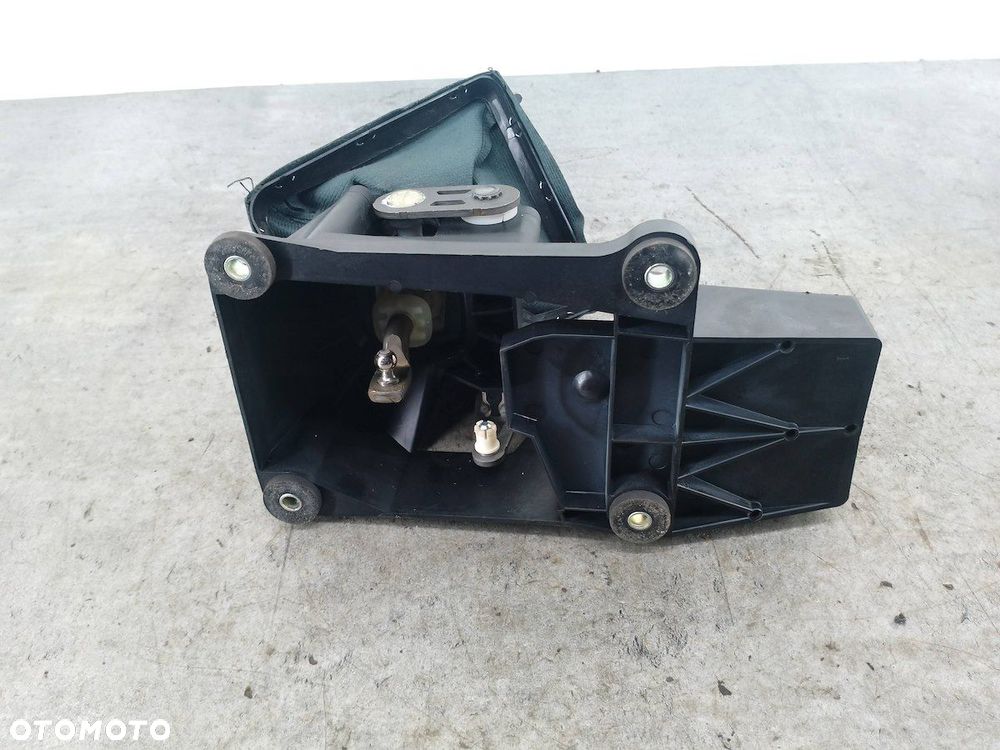 LEWAREK ZMIANY BIEGÓW OPEL VECTRA C 012992703  GM 1.8 16V - 3