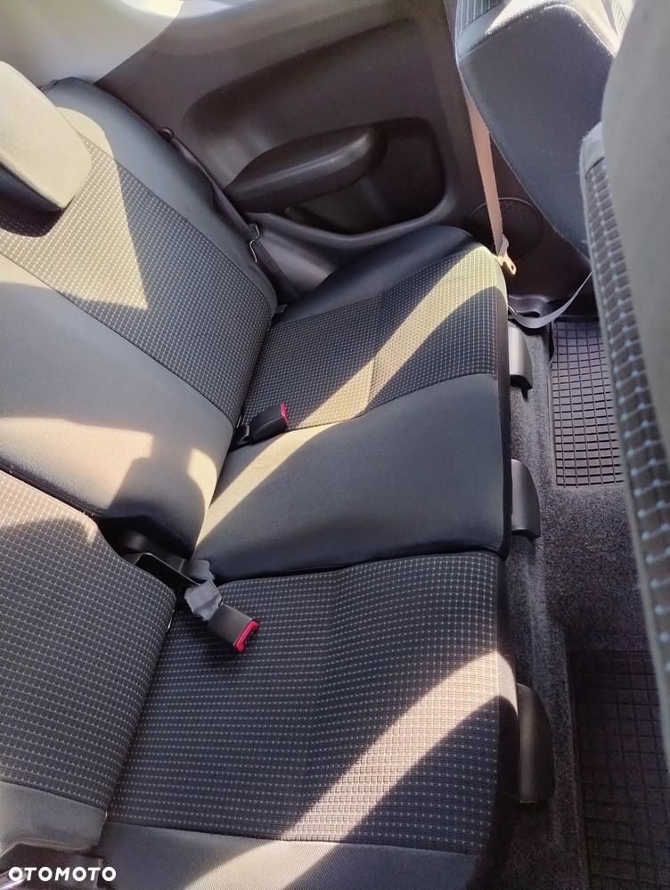 Suzuki Swift 1.3 Classic - 10