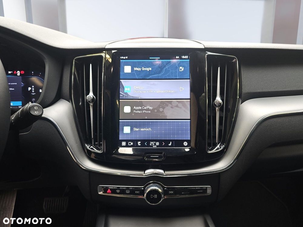 Volvo XC 60 B4 B Essential - 12
