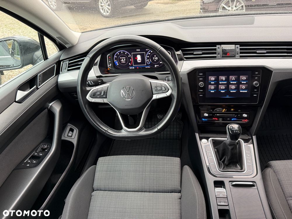 Volkswagen Passat 1.5 TSI EVO Elegance - 10