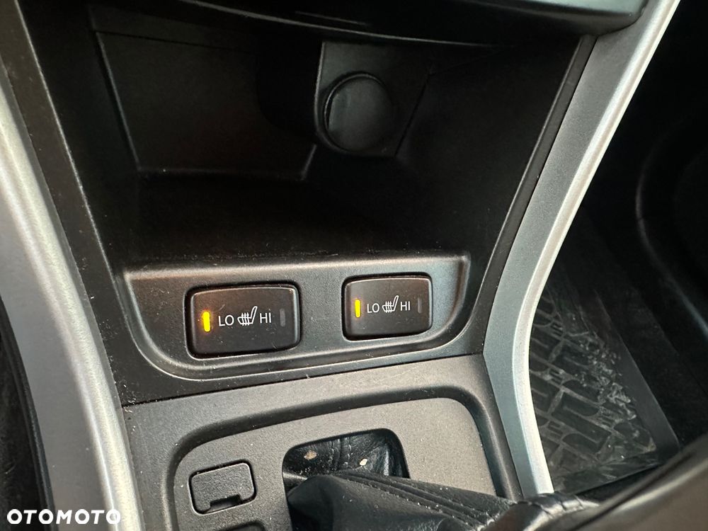 Suzuki SX4 1.6 Premium - 11