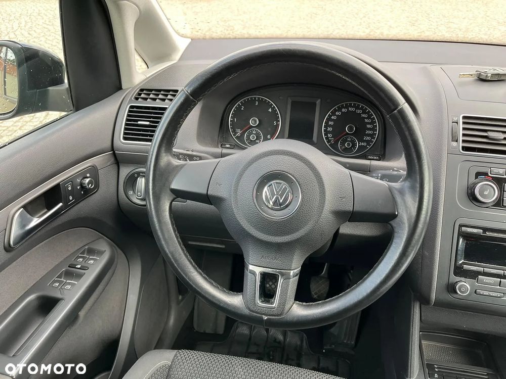 Volkswagen Touran 2.0 TDI DPF United - 15