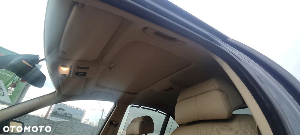 BMW Seria 5 - 25