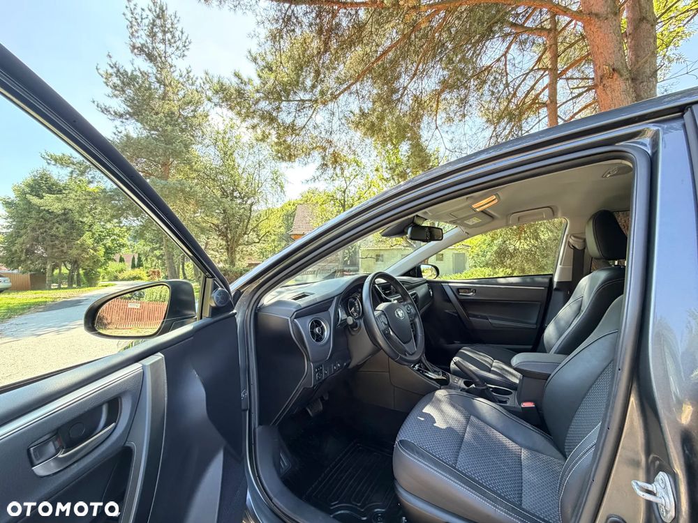 Toyota Corolla 1.6 Prestige MS EU6 - 14