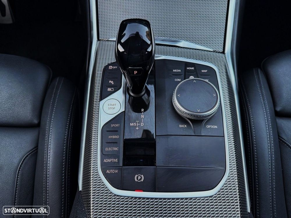 BMW 330 e Touring Pack M Auto - 43