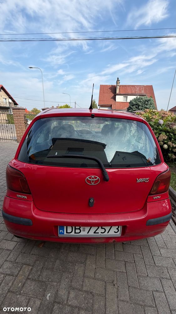 Toyota Yaris - 4
