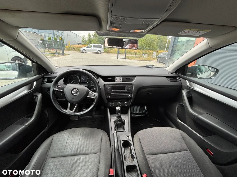 Skoda Octavia 1.6 TDI Ambition - 8