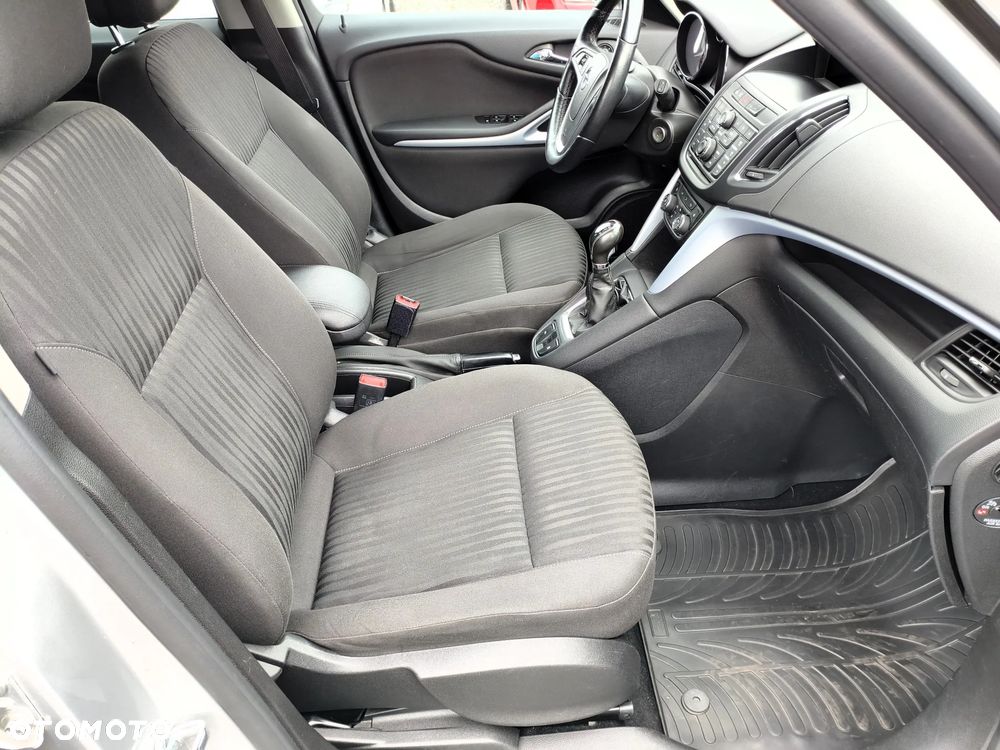 Opel Zafira Tourer 1.4 Turbo Edition - 21