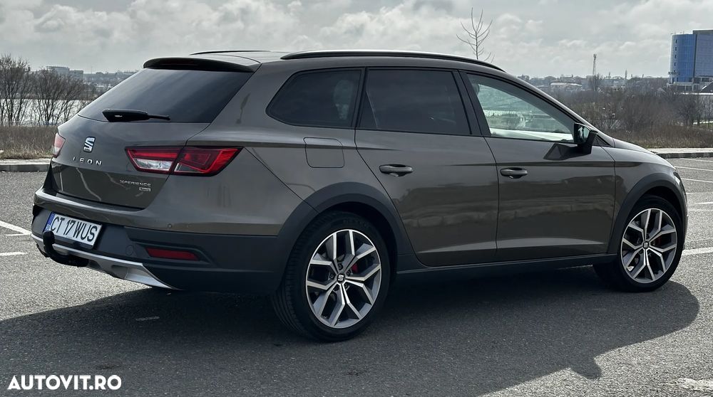 Seat Leon 2.0 TDI Start&Stop 4DRIVE DSG X-Perience - 10