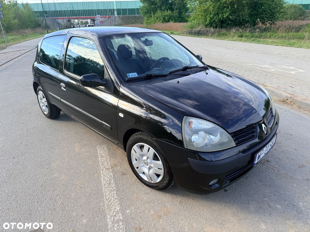 Renault Clio 1.4i RT 16V - 10