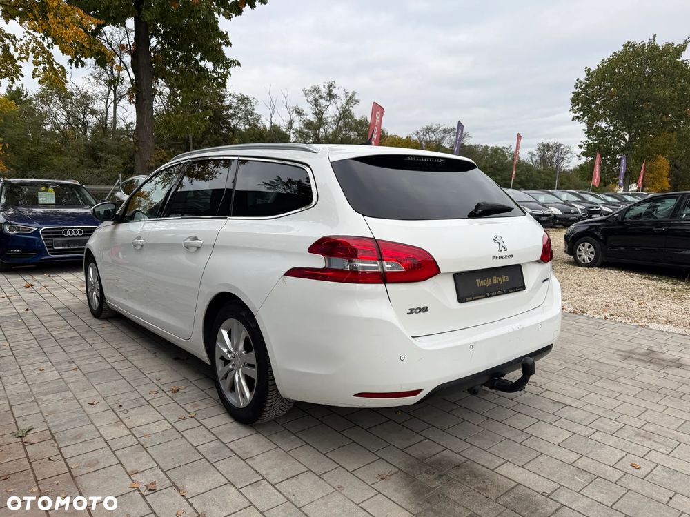 Peugeot 308 1.6 e-HDi Active S&S - 14