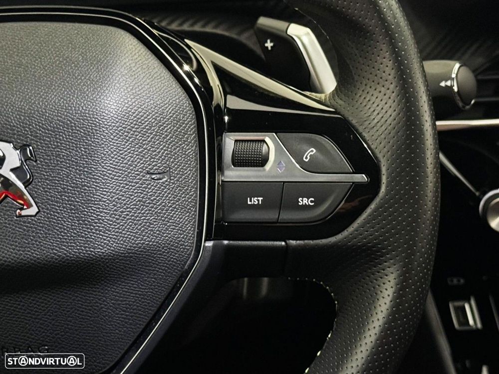 Peugeot 2008 1.2 PureTech GT Pack EAT8 - 52