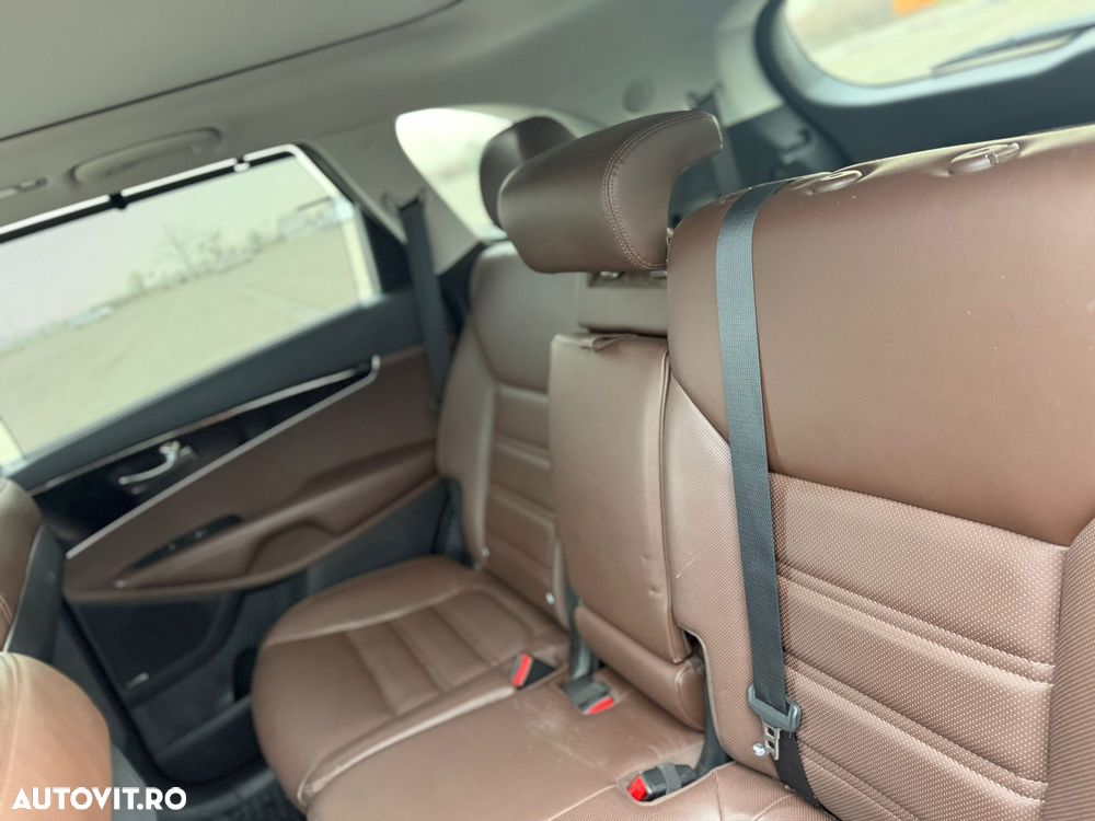 Kia Sorento 2.2 DSL 6AT 4x4 Cosmo - 4