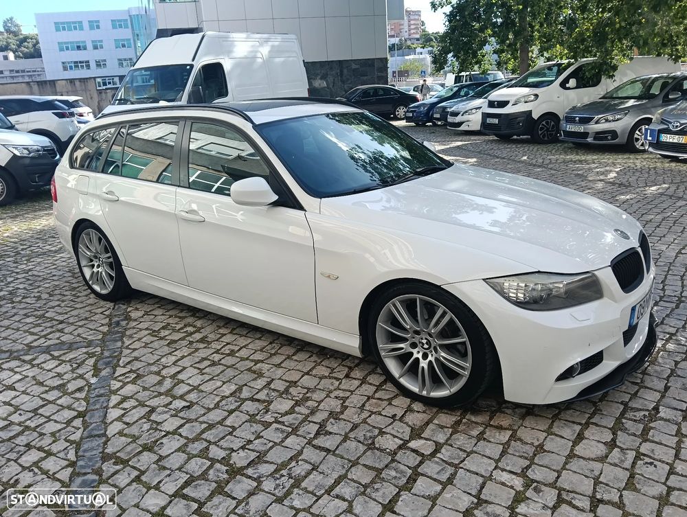 BMW 320 d Pack M - 33