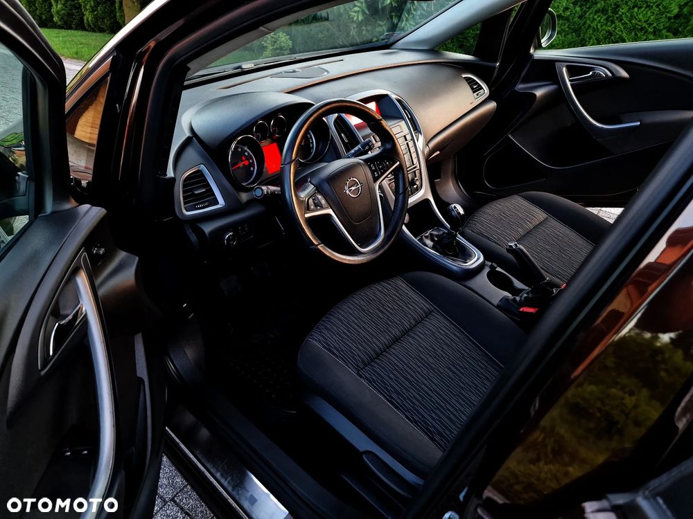 Opel Astra 1.4 T Enjoy S&S - 4