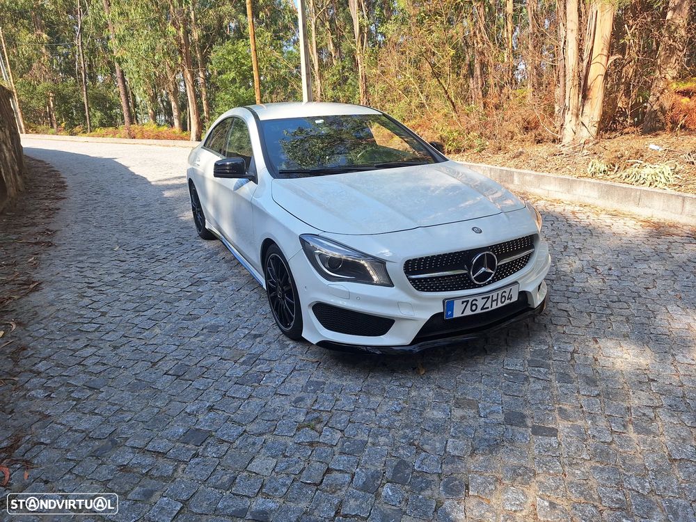 Mercedes-Benz CLA 220 CDI 7G-DCT AMG Line - 5