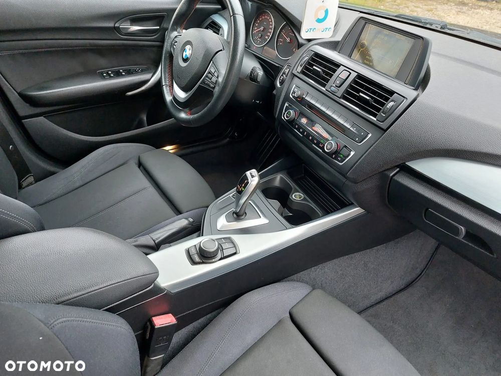 BMW Seria 1 118d Sport Line - 16