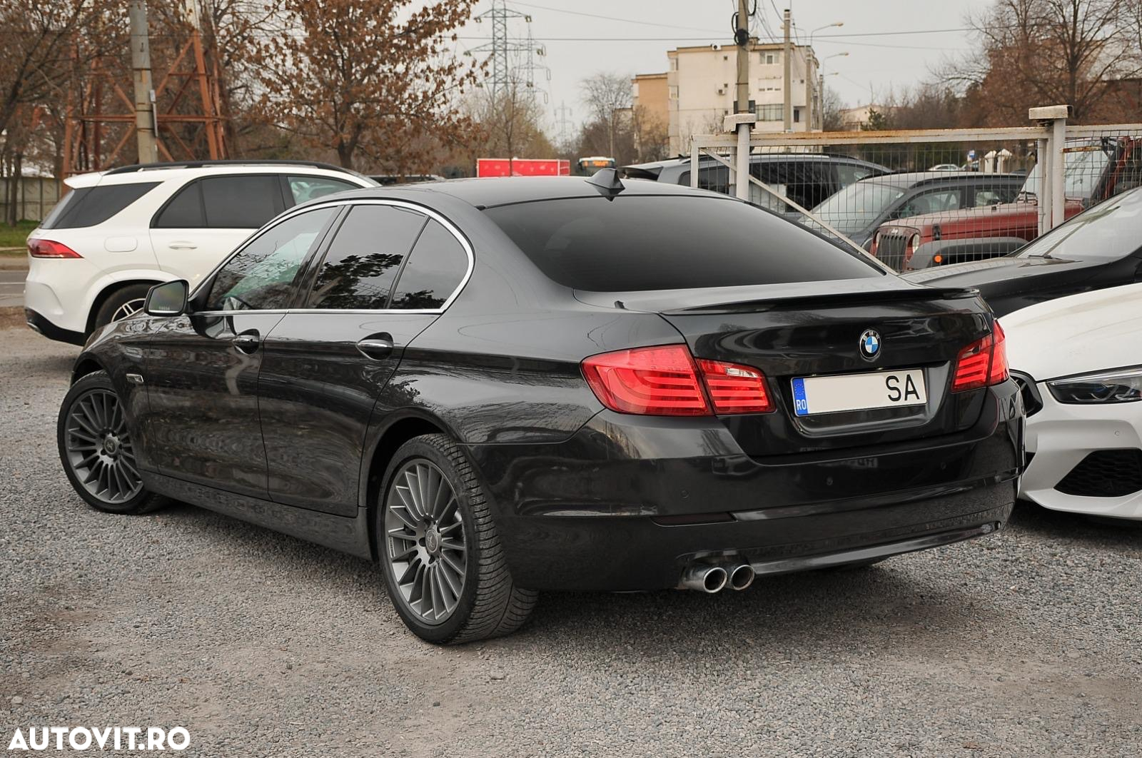 BMW Seria 5 530d xDrive - 11