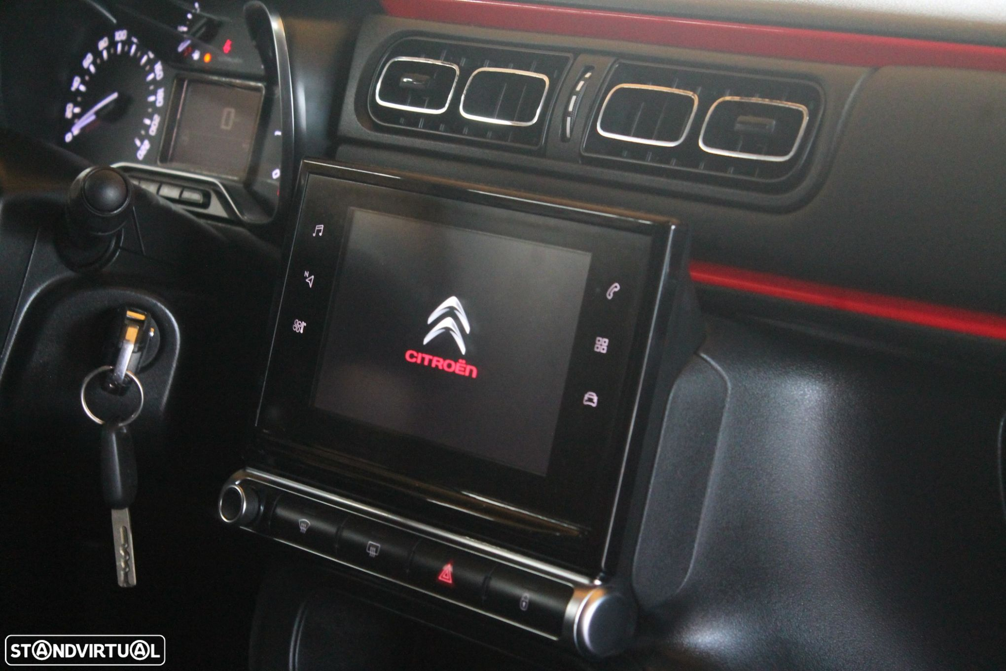 Citroën C3 1.2 PureTech Shine - 22