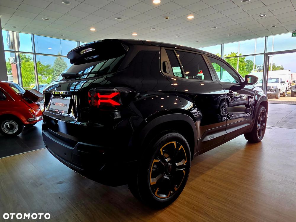 Jeep Avenger 1.2 T3 mHEV 85th Anniversary eDCT6 - 5
