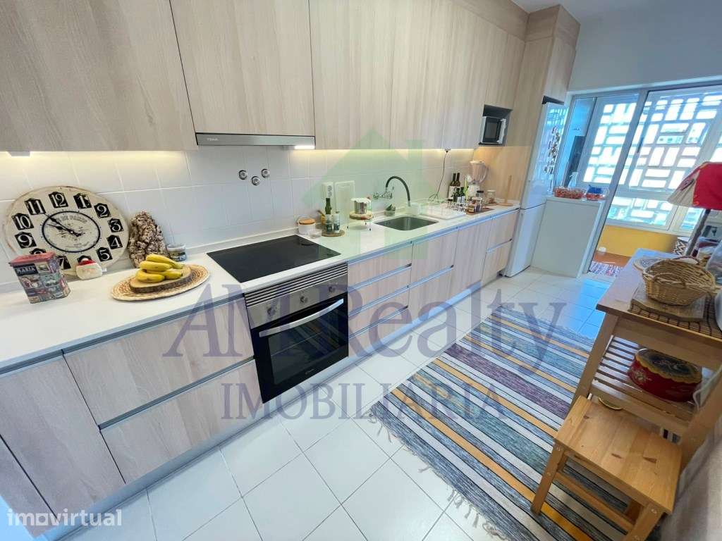 Apartamento T1 Remodelado - Junto à Praia - Grande imagem: 4/16