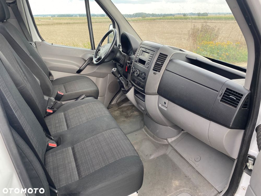 Mercedes-Benz Sprinter - 18