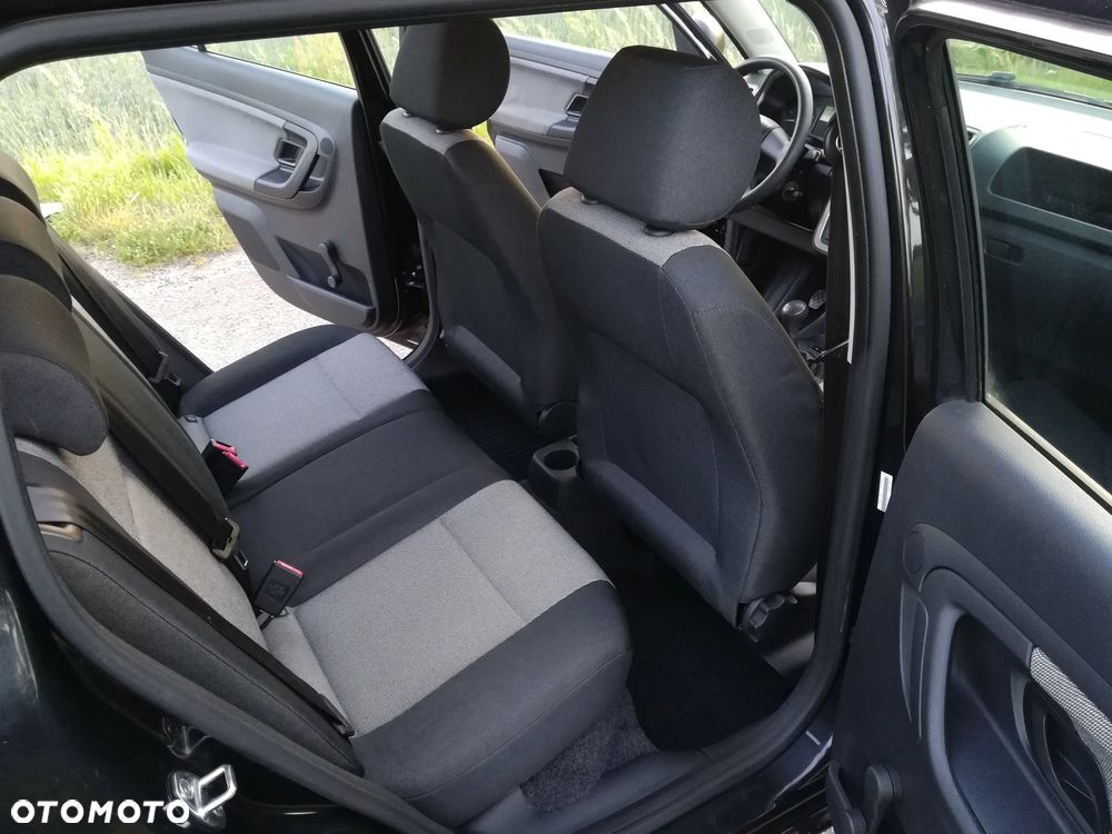 Skoda Fabia 1.2 12V Ambition - 12