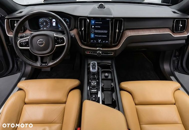 Volvo XC 60 B5 D AWD Inscription - 6
