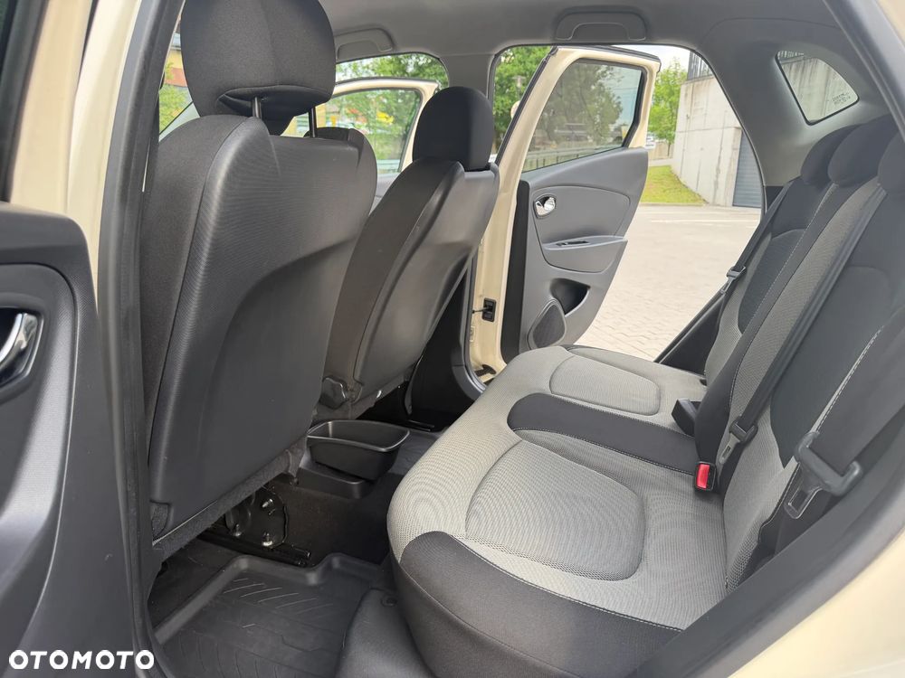 Renault Captur 1.2 TCe Zen EDC - 21