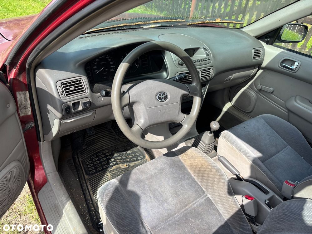 Toyota Corolla - 6