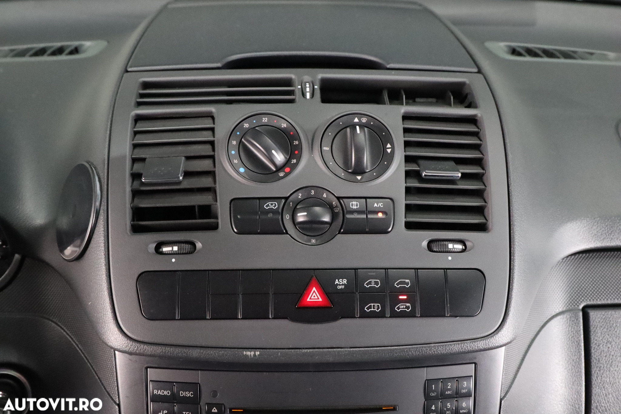 Mercedes-Benz Vito - 17