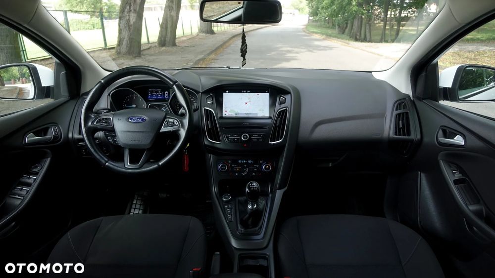Ford Focus 1.5 TDCi ECOnetic 88g Start-Stopp-System Titanium - 10